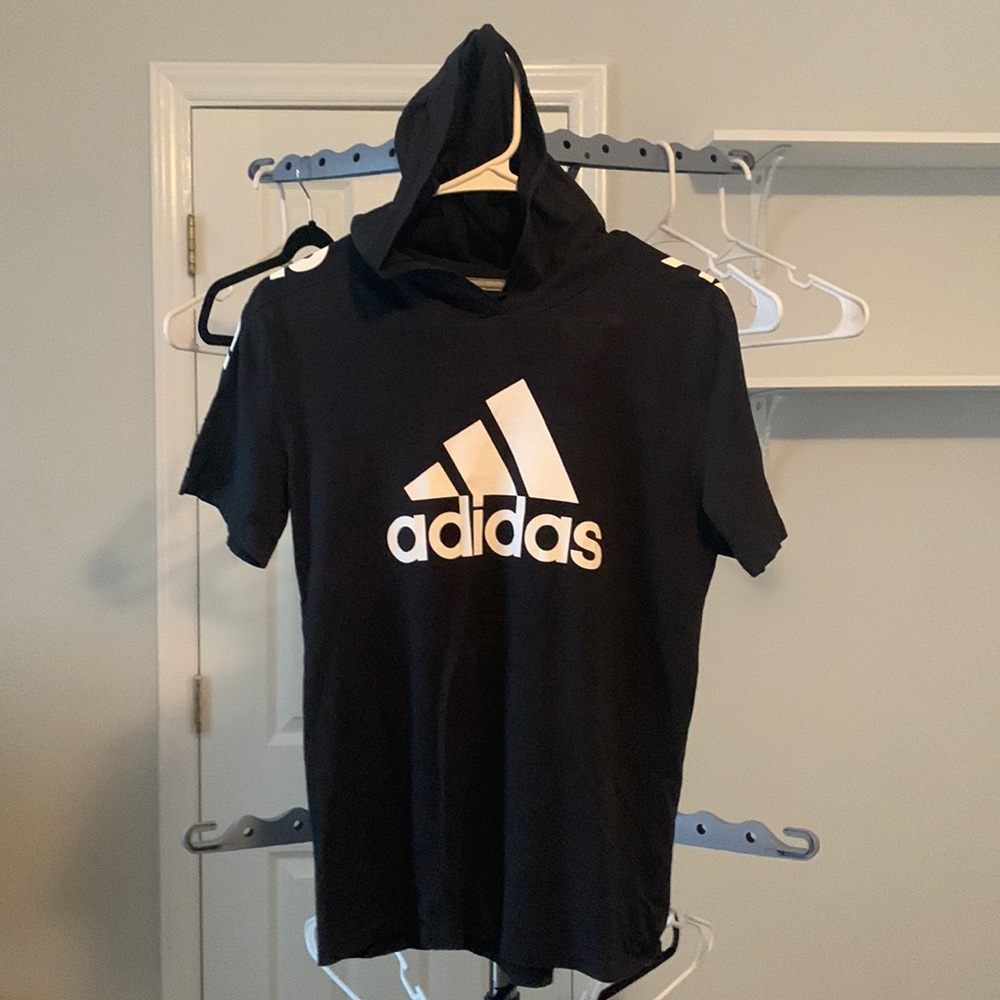 Boys M hooded Adidas T-shirt GUC